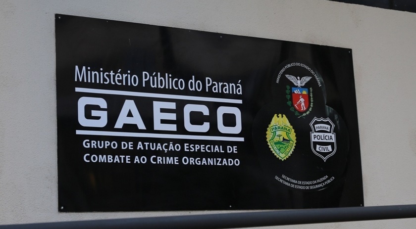 Operação do GAECO desmantela rede de advogados envolvidos na comunicação ilícita de detentos em SC