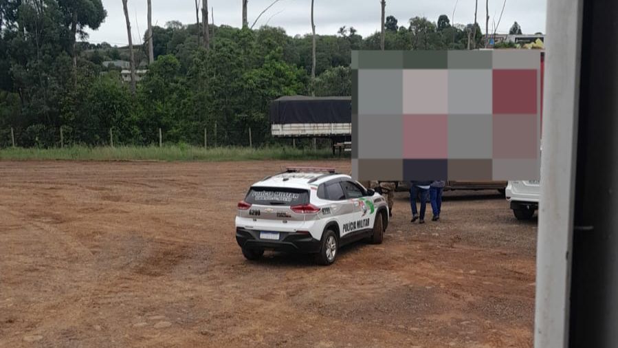 Motorista de Itapiranga é encontrado morto dentro de caminhão em Chapecó