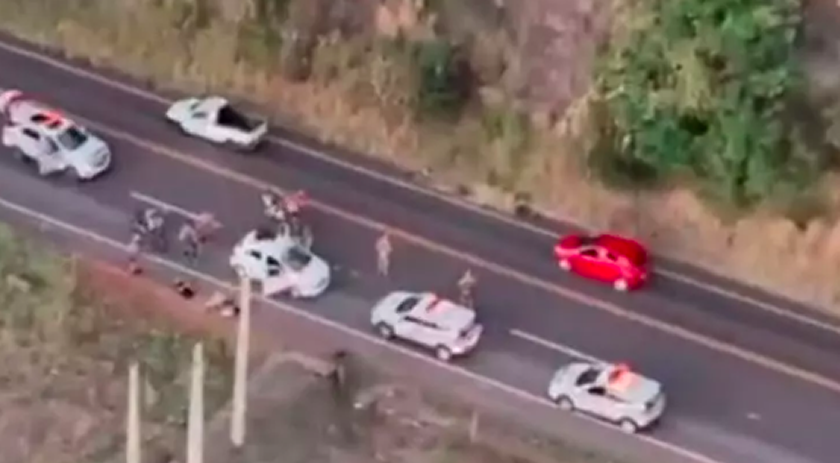 Motorista de aplicativo é feito refém e trancado no porta-malas por 1h durante assalto em Chapecó