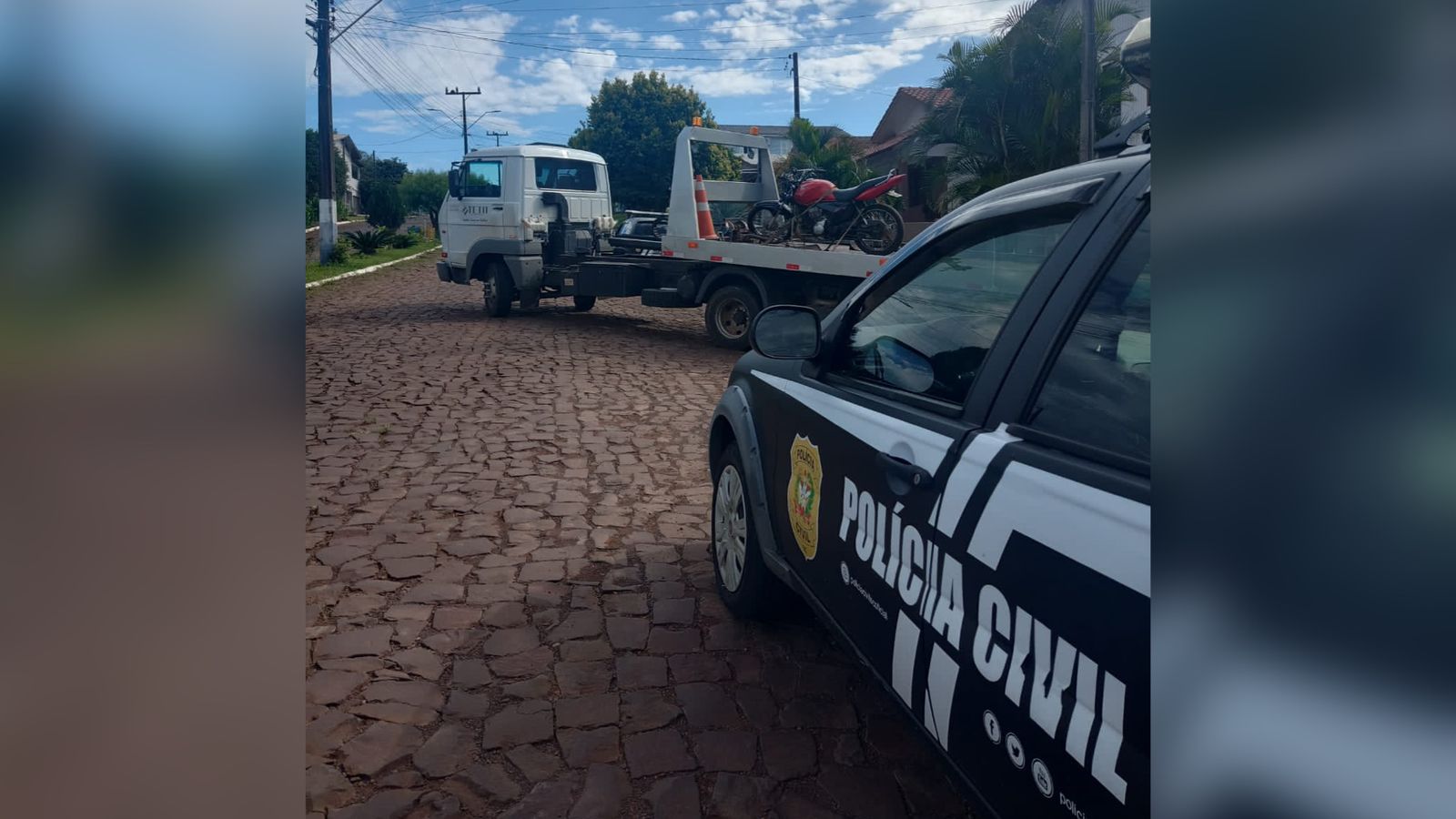 Motocicleta conduzida por adolescente envolvido em grave acidente é apreendida