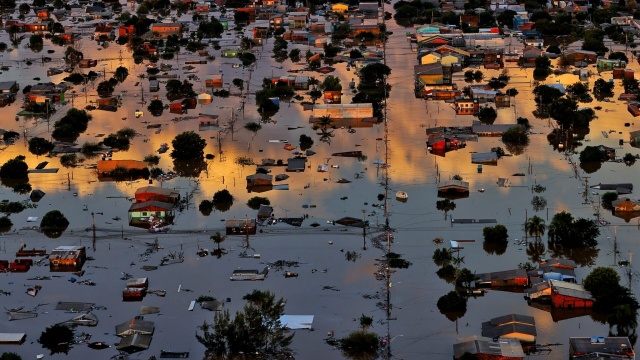 Não há imóveis para tantos desabrigados, diz prefeito de Porto Alegre