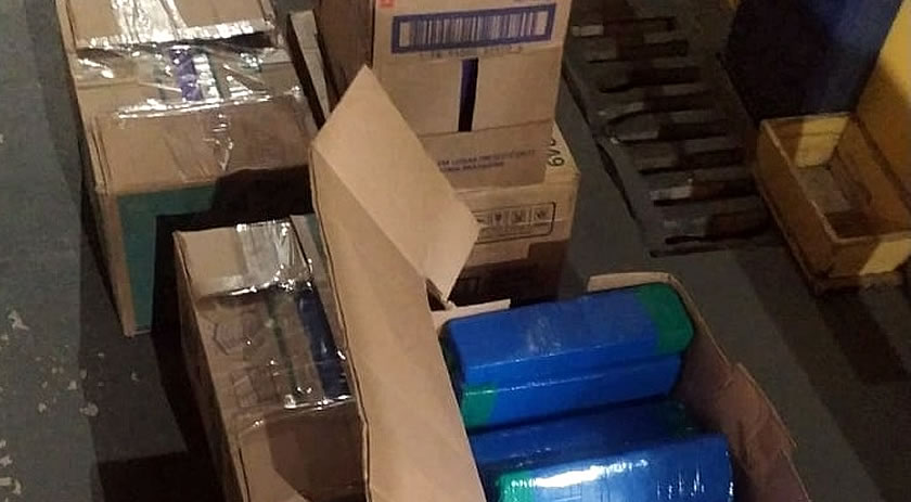 Mais de 100 kg de maconha são encontradas dentro de caixas de achocolatado na BR-280