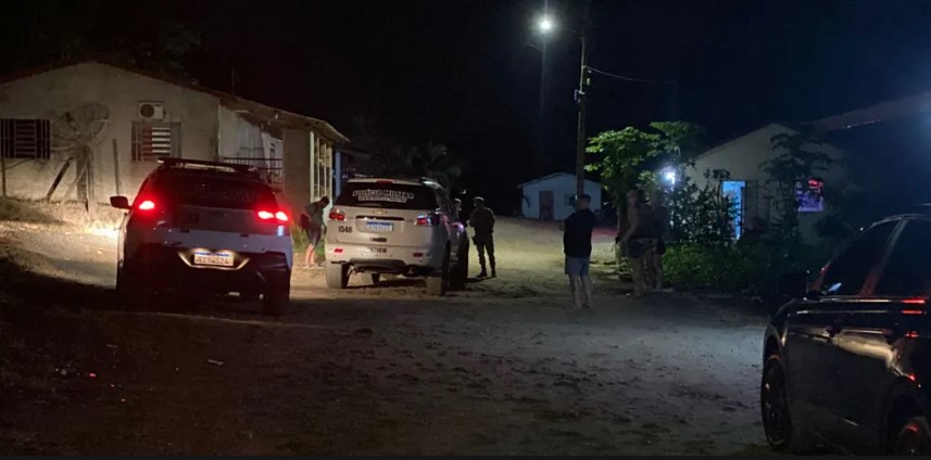 Confusão em boate termina em 'soiterada' e disparo de espingarda de pressão