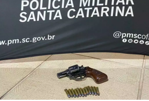 Com nova lei que endurece pena de feminicídio, homem é denunciado por matar esposa em SC