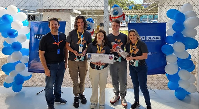 Escola SESI promove Décimo Primeiro Campeonato de Lançamento de Foguetes