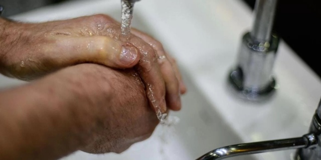 Governo revoga decreto de abril e publica dois novos atos sobre saneamento