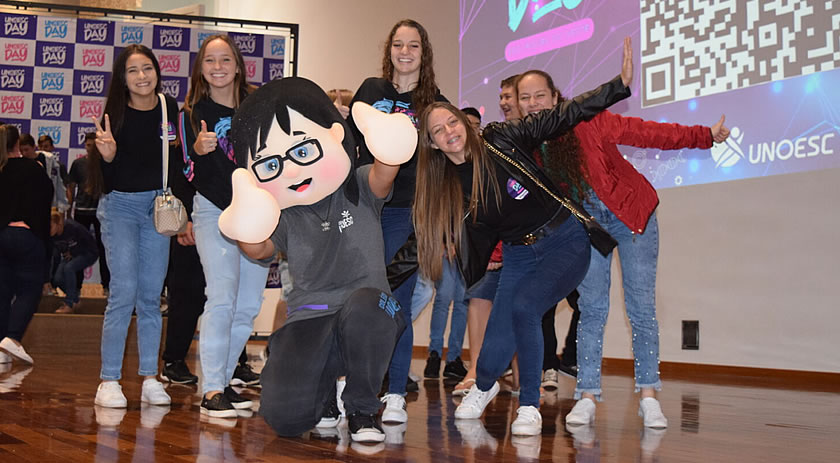 Unoesc Day encanta estudantes em São Miguel do Oeste