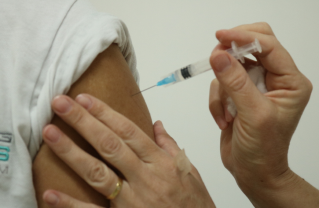Mais de 6 mil pessoas já se vacinaram contra a gripe