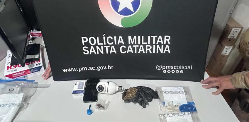 PM prende duas pessoas por tráfico de drogas e associação para o tráfico