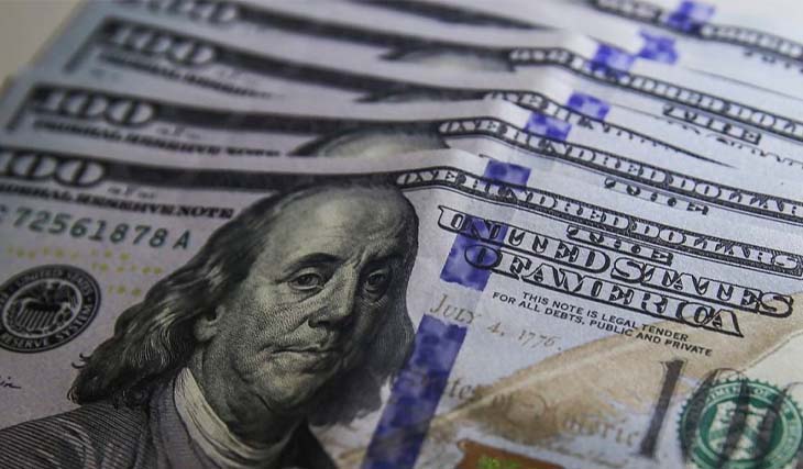 Dólar tem forte alta e bate R$ 6,17 com dúvidas sobre pacote fiscal
