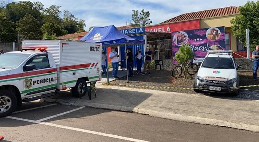 Um mês do ataque a creche em Saudades: 'Dias se tornaram intermináveis', diz pai de uma das vítimas
