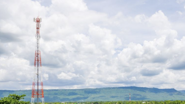 Governo de SC lança programa para ampliar sinal de internet e telefonia no interior