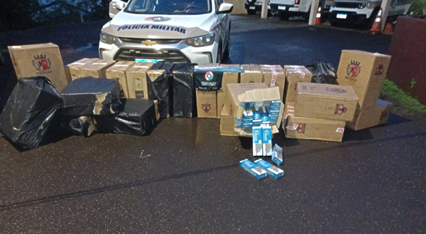 PM apreende 24 mil maços de cigarros contrabandeados