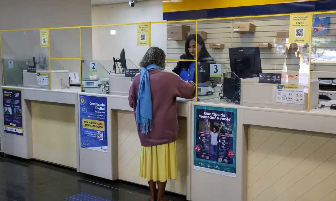 Mais de 60 mil vítimas de fraude no INSS foram atendidas nos Correios