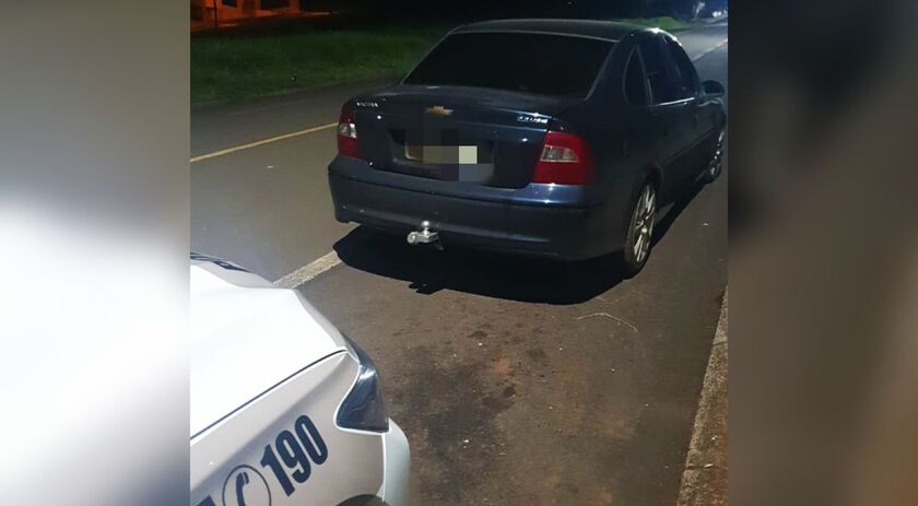 Ladrão é preso logo após furtar veículo em posto de combustíveis no centro da cidade