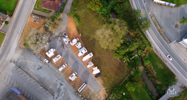 Primeiro estacionamento inteligente do Brasil foi projetado na cidade turística de Pomerode (SC) com uso de água e energia elétrica sob demanda