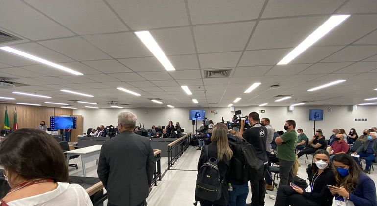Terceiro dia de júri da Kiss terá depoimentos de sobrevivente, juiz e funcionários de casa de fogos e de empresa de extintores