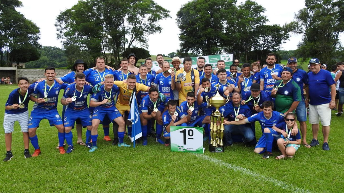 E.C. Cruzeiro da Linha Waldemar vence o Campeonato Comunitário