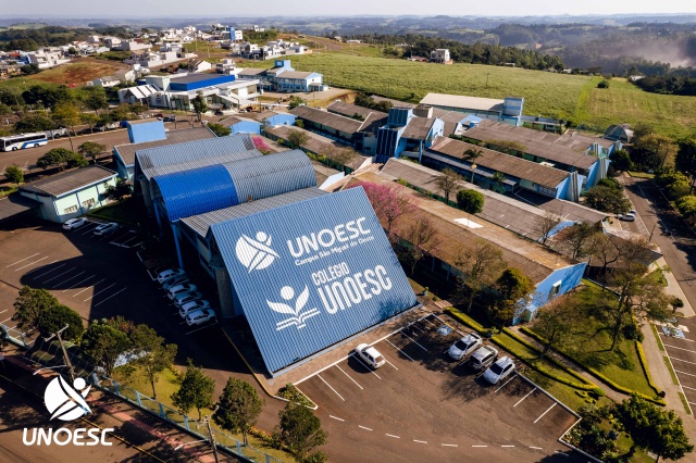 61% dos cursos da Unoesc, avaliados no Guia da Faculdade, recebem quatro estrelas