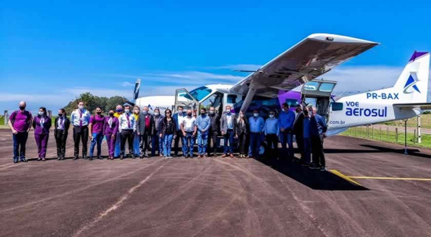 Aerosul apresenta aeronave que fará voos regulares entre SMOeste e Florianópolis