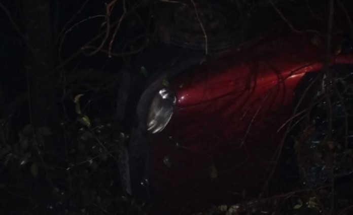 Condutor fica ferido em capotamento na BR-158 em Cunha Porã