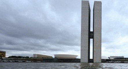 Câmara convoca para esta quarta-feira instalação de comissão especial para PEC da anistia