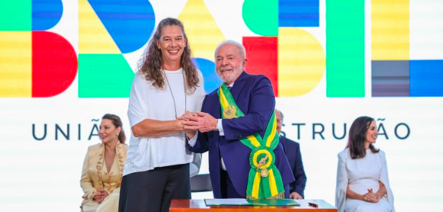 Única ministra catarinense, Ana Moser é demitida por Lula