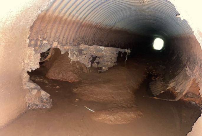 Problema em bueiro na BR-282 é registrado e DNIT se posiciona