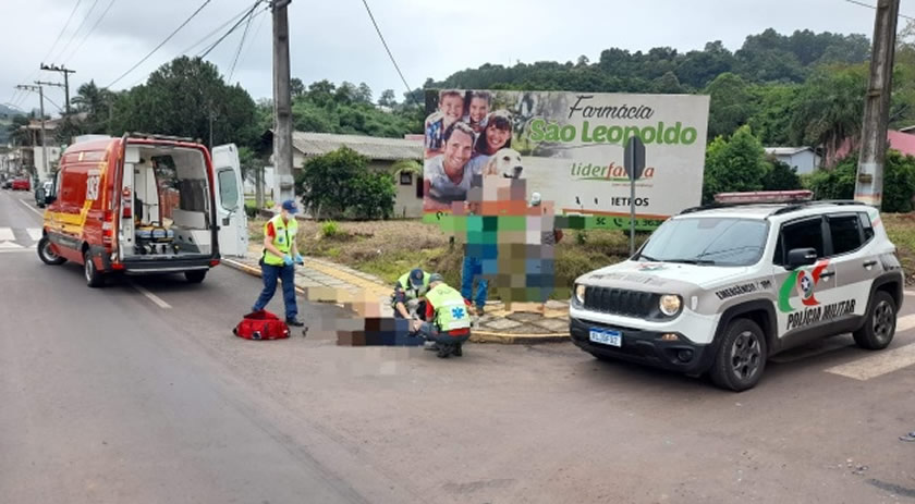 Motociclista fica ferido em colisão com carro