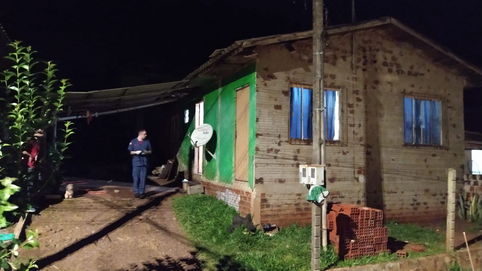 Princípio de incêndio em residência assusta moradores e mobiliza Bombeiros