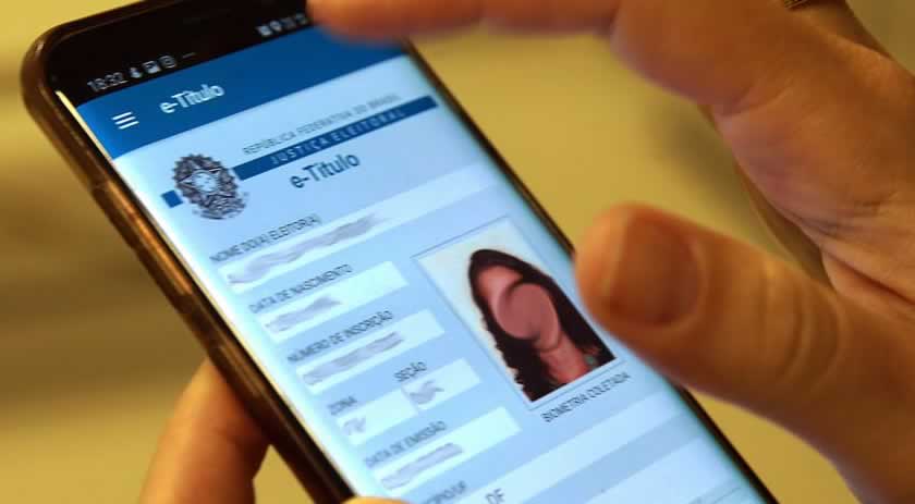 Eleitor tem quatro meses para regularizar título e votar em outubro