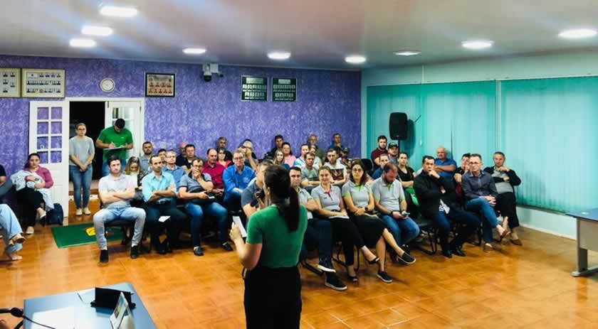 Sicoob e ACISMO promovem reunião para constituição de Núcleo Empresarial