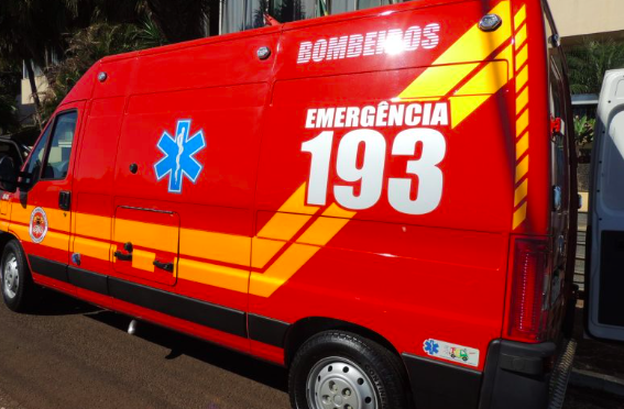 Familiares ameaçam socorristas durante atendimento de homem esfaqueado