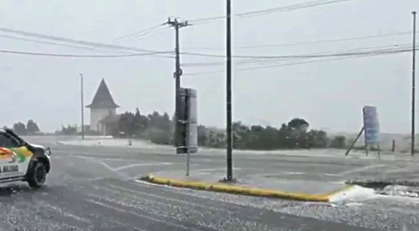 Neve causa interdição na Serra do Rio do Rastro, ponto turístico de SC