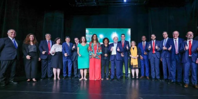 Aumento de 14 ministérios por Lula deve custar R$ 2 bilhões, diz Ciro Nogueira