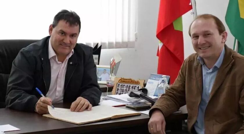 Ex-prefeito e ex-vice-prefeito de Guaraciaba são condenados pela prática de rachadinha