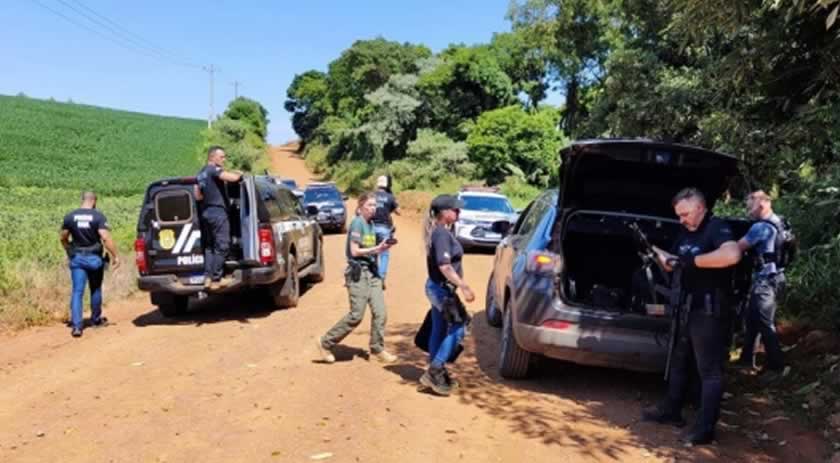Operação do Gaeco prende três pessoas
