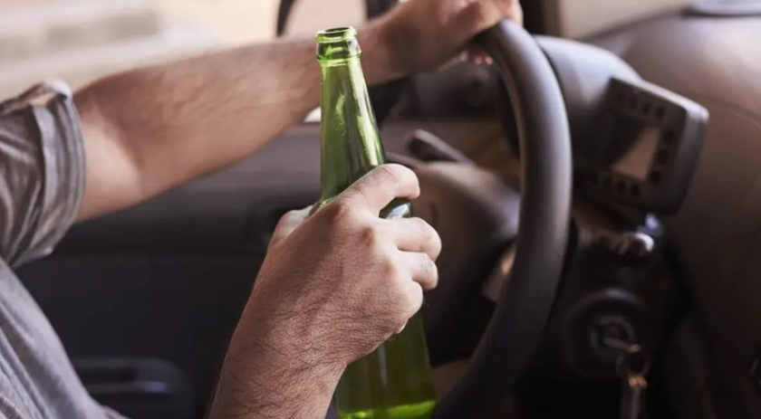 Motorista sem habilitação e com sinais de embriaguez é abordado