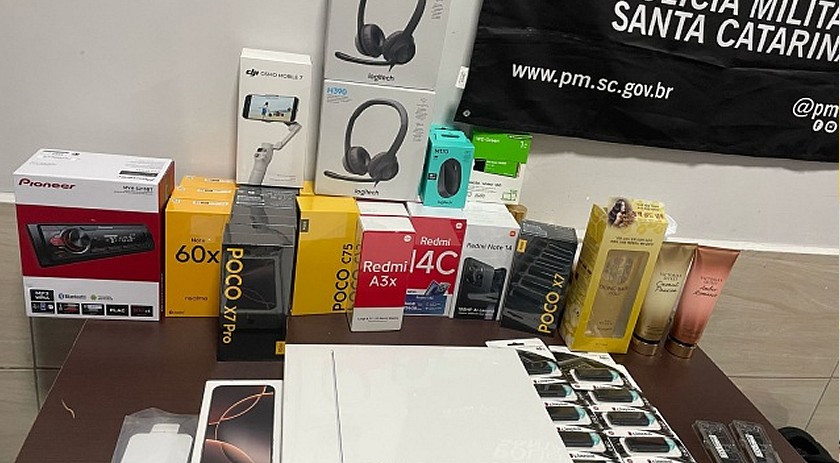 Operação conjunta apreende R$ 100 mil em mercadorias irregulares na SC-160