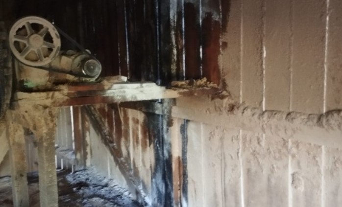 Incêndio em madeireira é controlado por funcionários