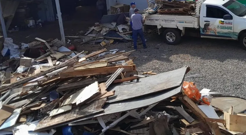 Mutirão de limpeza mobiliza moradores e recolhe toneladas de resíduos