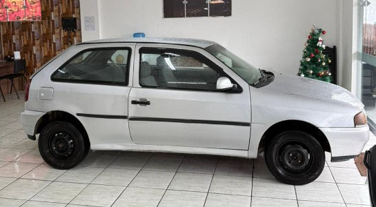 Gol é furtado durante a madrugada na Av. Washington Luís