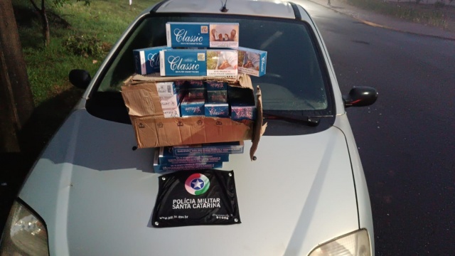 Operação policial flagra contrabando de cigarros