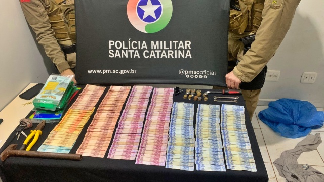 Homem é preso pela Polícia Militar após furtar dinheiro de creche