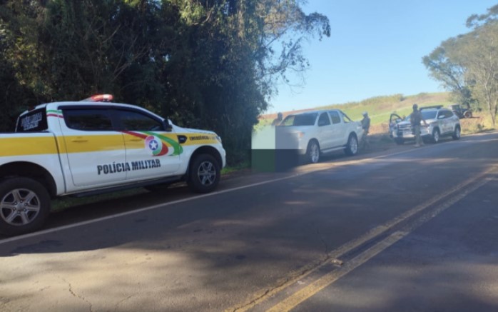 PM recupera caminhonete furtada e prende suspeito