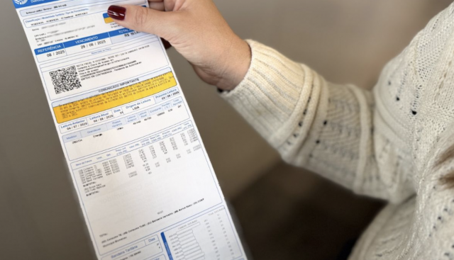 Alerta de Golpe da Conta de Luz: Criminosos prometem restituição em nome de Procon e Celesc