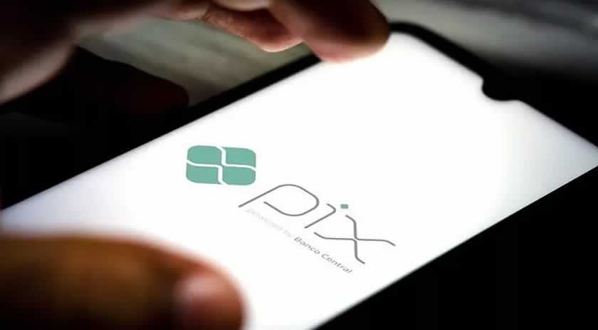 Aneel determina que todas as empresas ofereçam Pix como opção para pagar contas