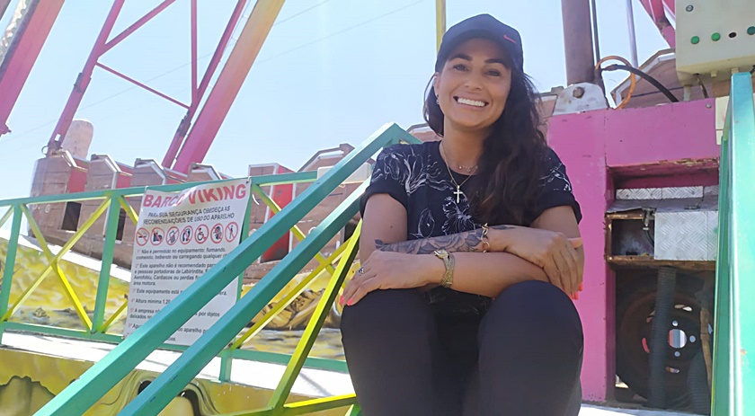Mari Olivier vai em busca de saber como vivem os trabalhadores dos circos e parques de diversão