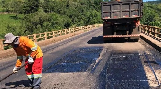 DNIT assina ordem de serviço para ampliar manutenção das rodovias