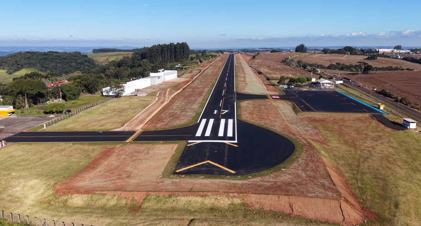 Governador Jorginho Mello inaugura revitalização do Aeroporto Hélio Wassun